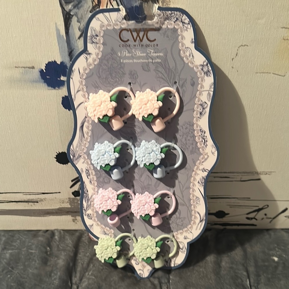 CWC 8piece floral straw toppers